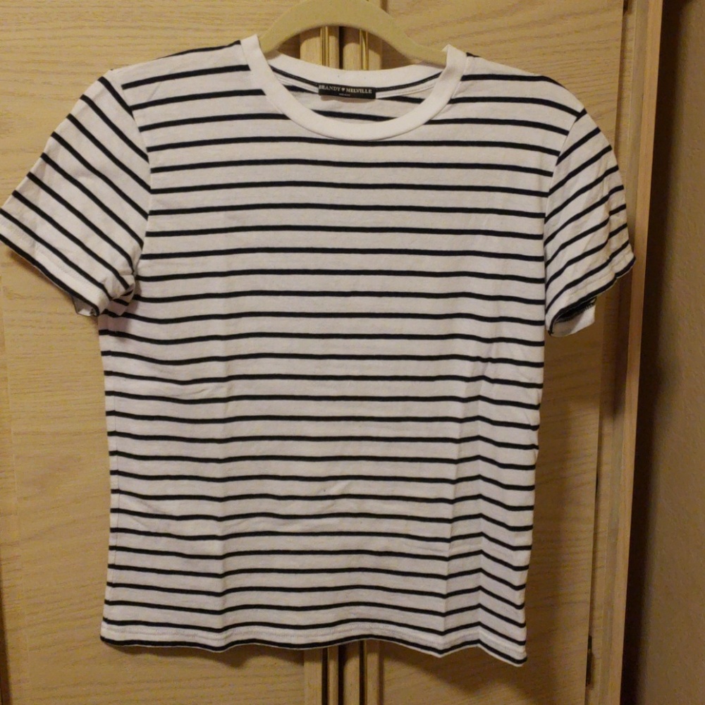 Brandy Melville tee